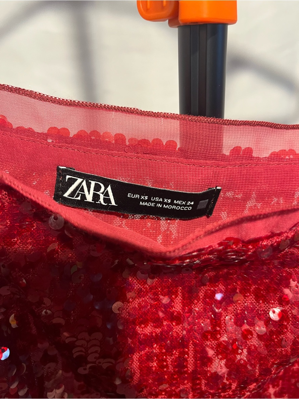 Zara Red Sequin Co-ord Set - strappy crop top and a high-waisted midi skirt XS - Picture 10 of 12